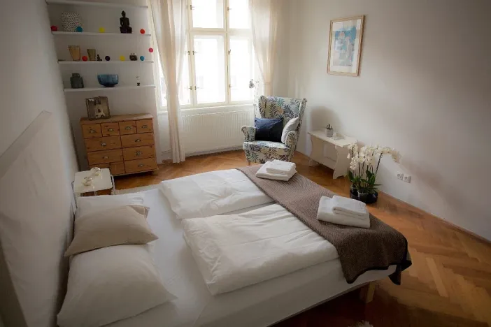 Pronájem bytu 3+kk, Praha - Podolí, Na dolinách, 68 m2