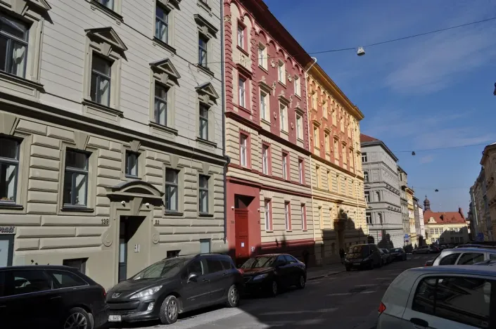 Pronájem bytu 1+kk, Praha - Bubeneč, U studánky, 37 m2