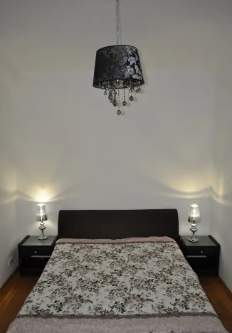 Pronájem bytu 1+kk, Praha - Bubeneč, U studánky, 37 m2