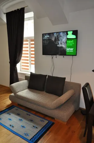 Pronájem bytu 1+kk, Praha - Bubeneč, U studánky, 37 m2