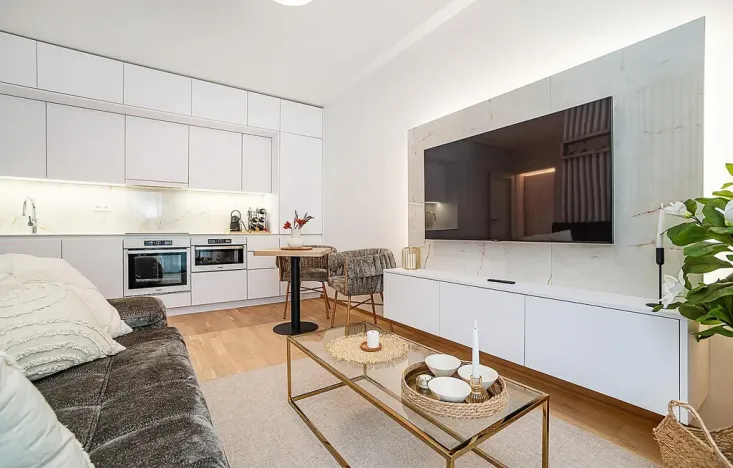 Pronájem bytu 1+kk, Praha - Hodkovičky, Šenácká, 60 m2