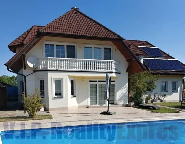 Prodej vily, Popovičky, 340 m2