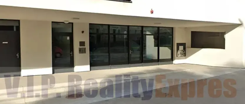 Prodej obchodního prostoru, Praha, Spojovací, 173 m2