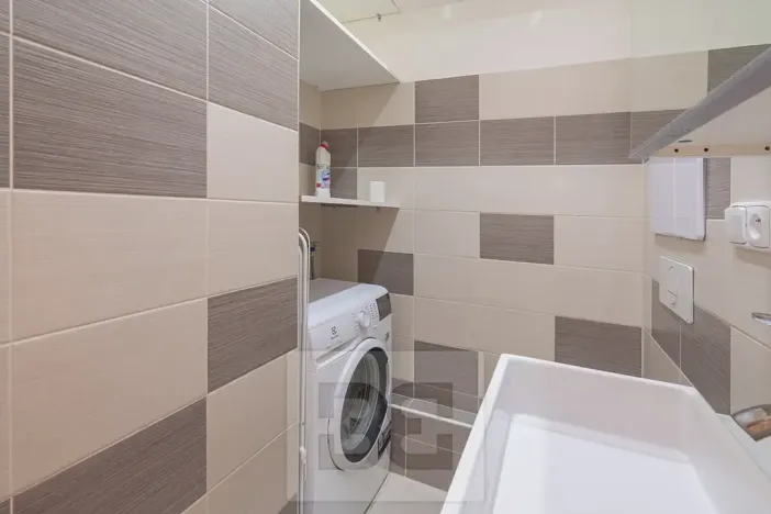 Pronájem bytu 1+1, Praha - Troja, 35 m2