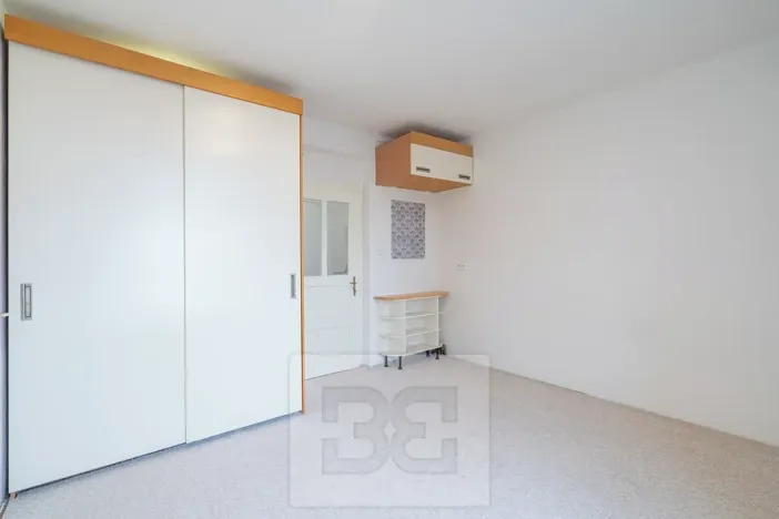 Pronájem bytu 2+kk, Praha - Hloubětín, Hostavická, 35 m2