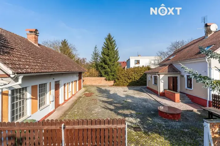 Prodej rodinného domu, Březno, 380 m2