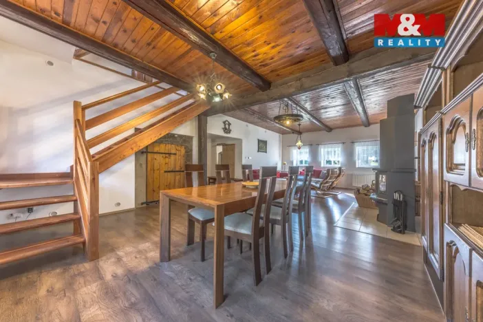 Prodej chalupy, Chřibská - Dolní Chřibská, 250 m2