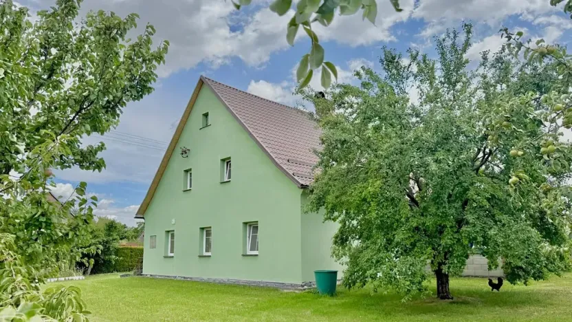 Prodej rodinného domu, Bernartice, 170 m2