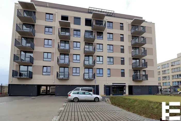 Pronájem bytu 1+kk, Kralupy nad Vltavou, Nádražní, 38 m2