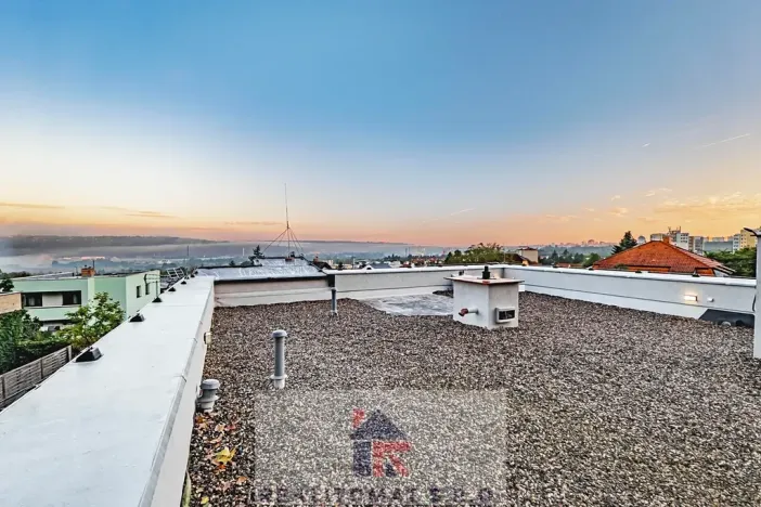 Pronájem bytu 4+kk, Praha - Komořany, Pod lesem, 127 m2