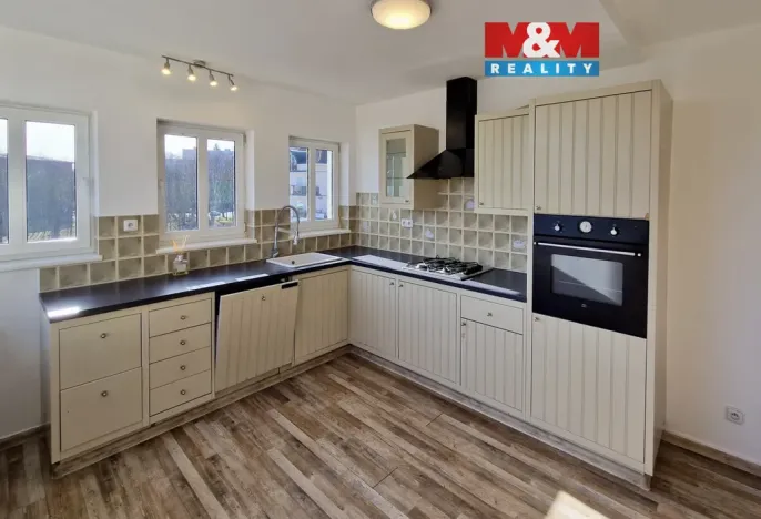 Pronájem bytu 4+kk, Cheb, Zelená, 120 m2