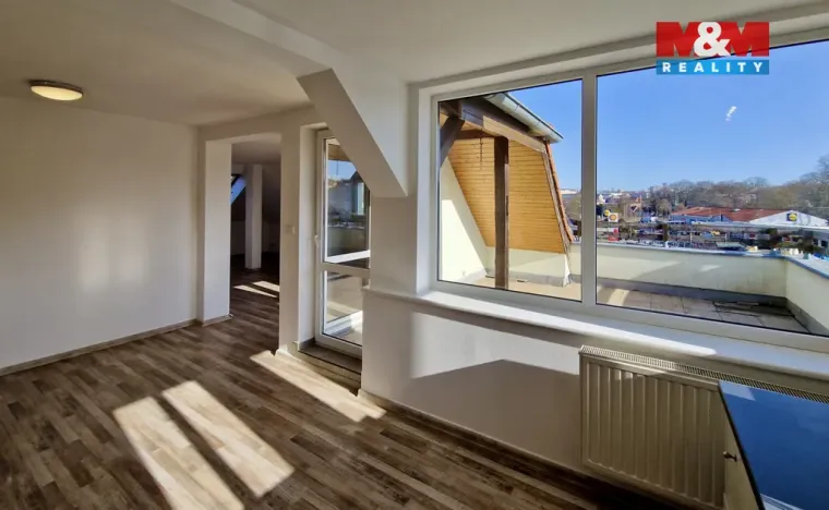 Pronájem bytu 4+kk, Cheb, Zelená, 120 m2