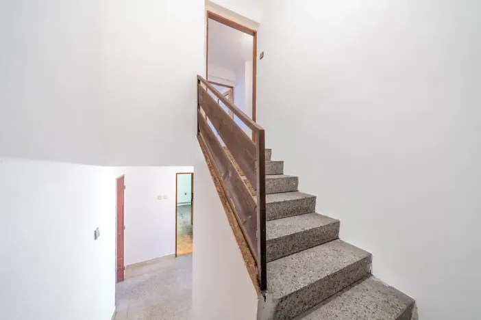 Prodej rodinného domu, Běštín, 193 m2