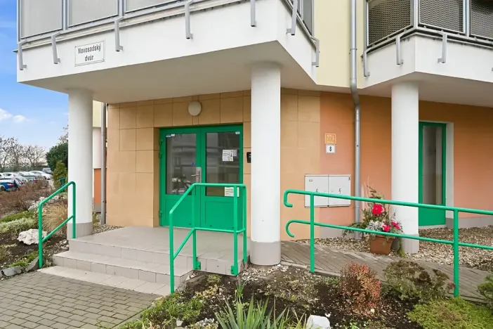 Prodej bytu 2+kk, Olomouc, Novosadský dvůr, 49 m2