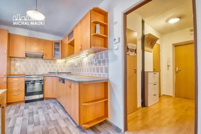 Pronájem bytu 2+1, Hranice, Nádražní, 47 m2