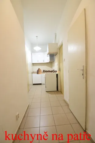 Pronájem bytu 1+kk, Praha - Vršovice, Sevastopolská, 17 m2