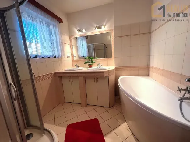 Prodej rodinného domu, Ústí nad Orlicí, Dukelská, 160 m2