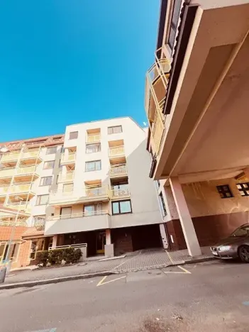 Pronájem bytu 3+1, Praha - Vokovice, Ke dvoru, 80 m2