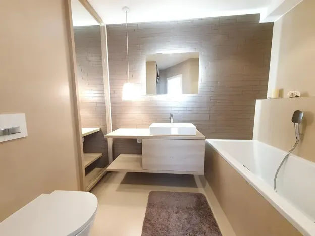 Pronájem bytu 4+1, Praha - Kobylisy, Služská, 128 m2