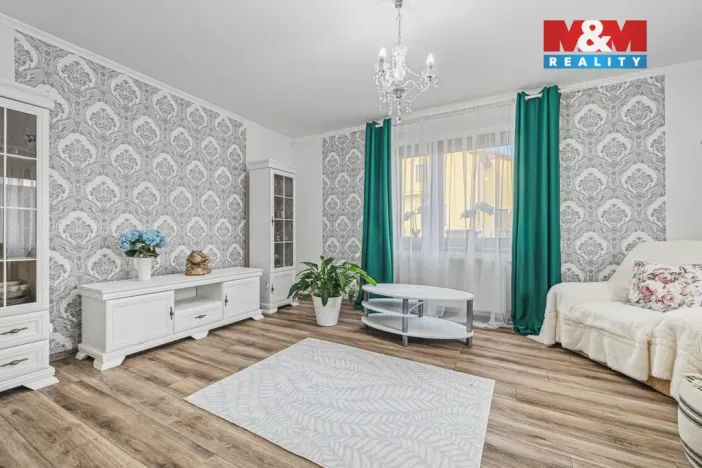 Prodej rodinného domu, Kosořice, 195 m2