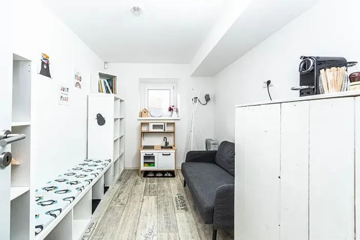 Pronájem vily, Praha - Štěrboholy, Ústřední, 280 m2