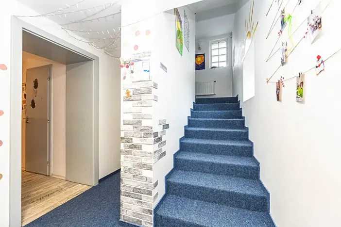 Pronájem vily, Praha - Štěrboholy, Ústřední, 280 m2