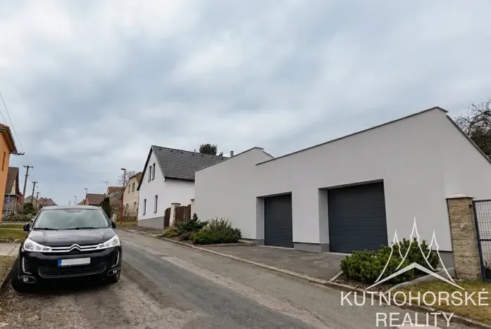 Prodej rodinného domu, Červené Pečky, Husova, 177 m2