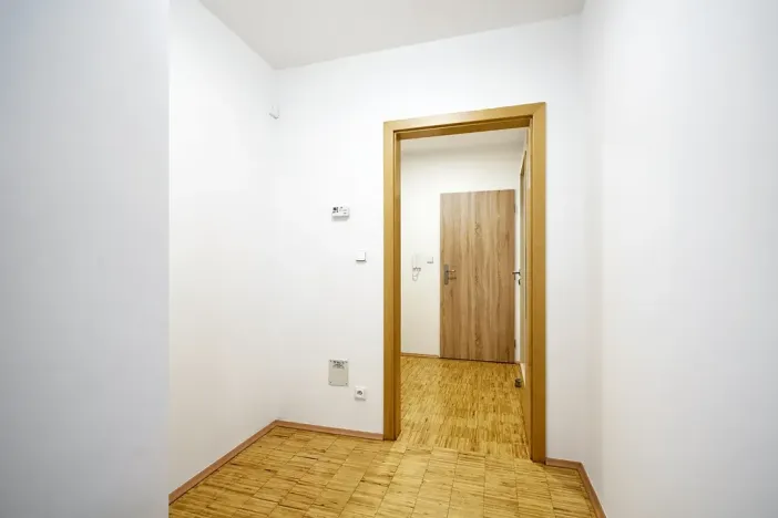Pronájem bytu 2+kk, Praha - Žižkov, Husitská, 60 m2