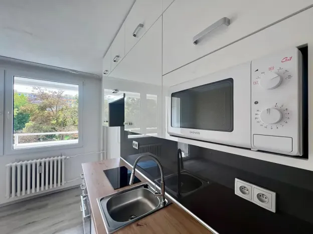 Pronájem bytu 1+kk, Kladno, Vodárenská, 32 m2