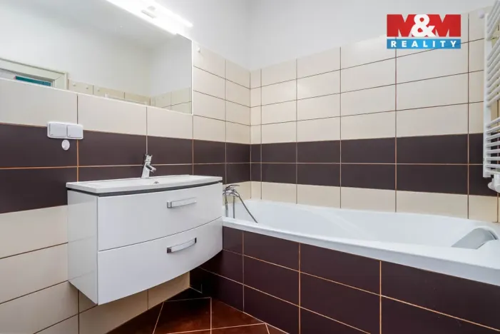 Pronájem bytu 2+kk, Praha - Dejvice, Bílá, 68 m2