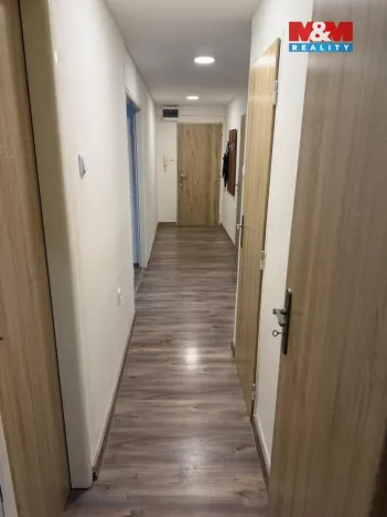 Pronájem bytu 2+1, Ostrava - Poruba, Porubská, 60 m2