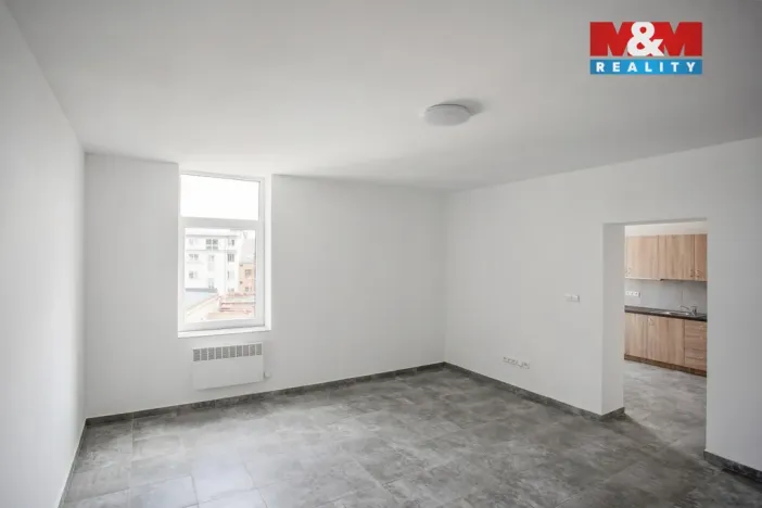 Pronájem bytu 1+1, Sokolov, Nádražní, 45 m2