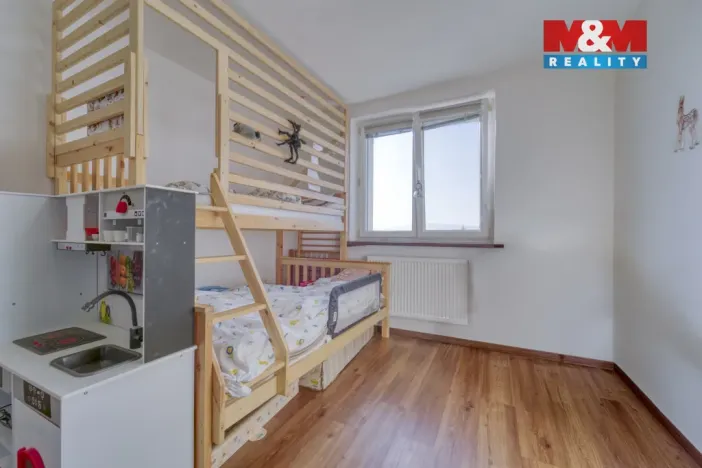 Prodej bytu 4+kk, Nezvěstice, 74 m2
