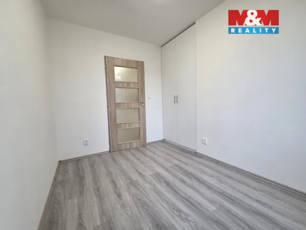 Pronájem bytu 3+kk, Praha - Karlín, Molákova, 56 m2