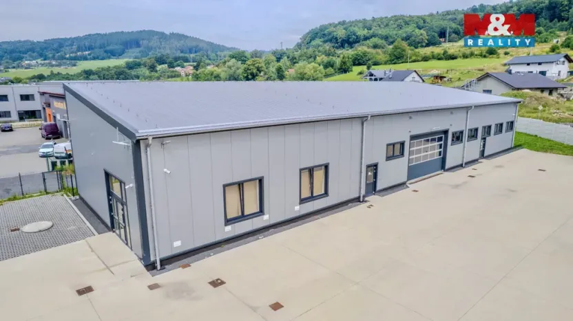 Pronájem obchodního prostoru, Vsetín, Bobrky, 511 m2