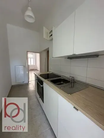 Pronájem bytu 1+kk, České Budějovice, Matice školské, 20 m2