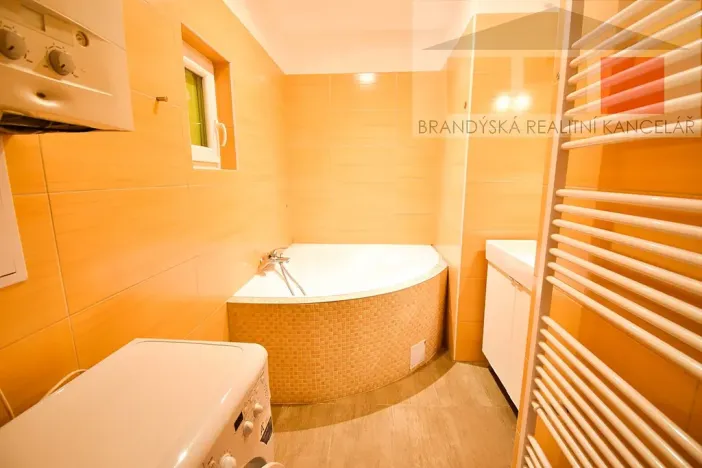 Pronájem bytu 2+kk, Praha - Vysočany, Na břehu, 53 m2