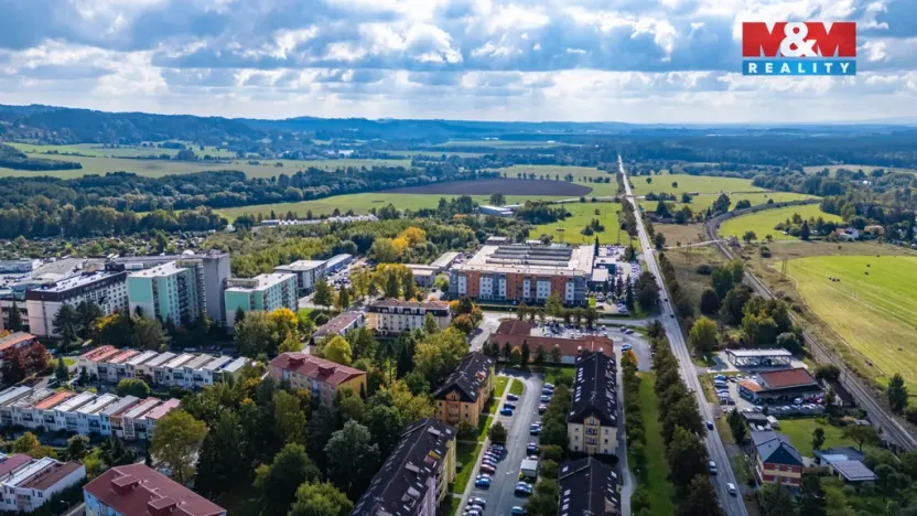 Pronájem bytu 2+kk, Mariánské Lázně - Úšovice, Kubelíkova, 47 m2