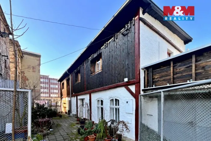 Prodej činžovního domu, Děčín - Děčín V-Rozbělesy, Ústecká, 741 m2