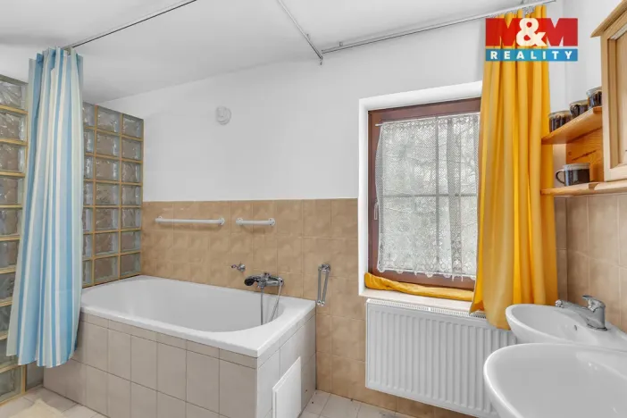 Pronájem rodinného domu, Pecka, 88 m2