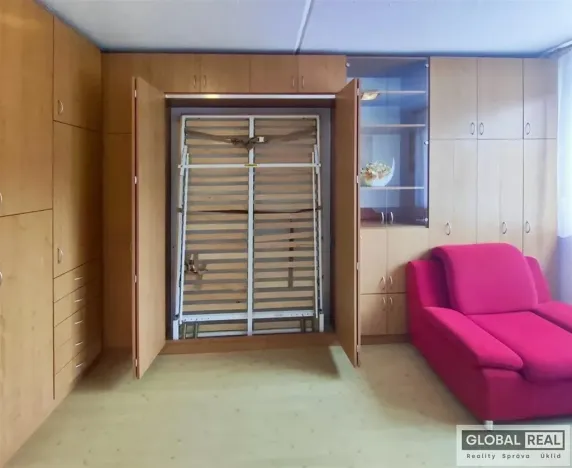 Pronájem bytu 1+1, Jihlava, Březinova, 32 m2