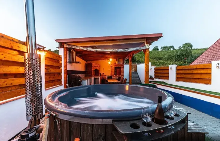 Prodej vinného sklepa, Mutěnice, 210 m2