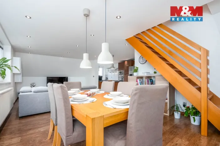 Prodej rodinného domu, Sokoleč, Švestková, 184 m2