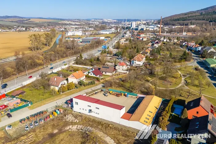 Prodej výrobních prostor, Zlín, Šrámkova, 643 m2