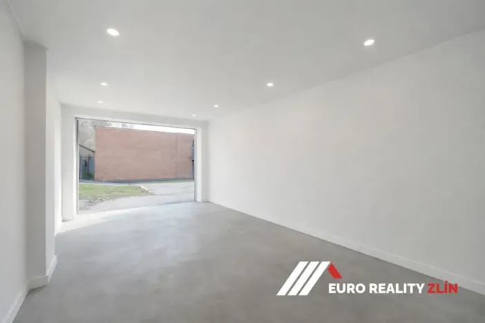 Prodej bytu 2+1, Zlín, Benešovo nábřeží, 56 m2