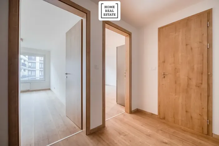 Pronájem bytu 2+kk, Praha - Vysočany, Kolbenova, 55 m2