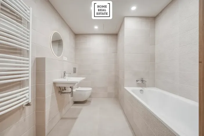 Pronájem bytu 2+kk, Praha - Vysočany, Kolbenova, 55 m2