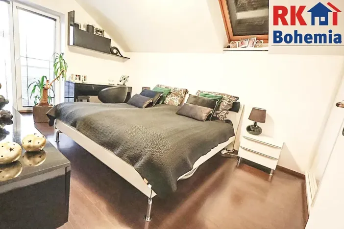 Prodej rodinného domu, Praha - Újezd nad Lesy, Lutínská, 18 m2