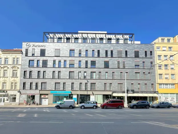 Pronájem kanceláře, Praha - Vysočany, Sokolovská, 135 m2