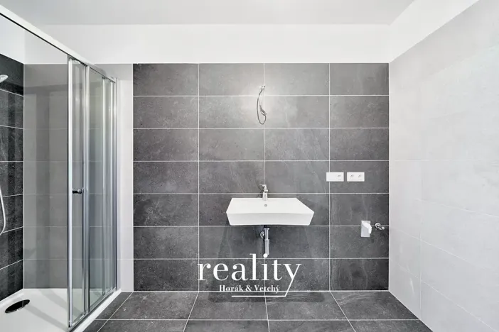 Pronájem bytu 2+kk, Znojmo, Třešňová, 56 m2